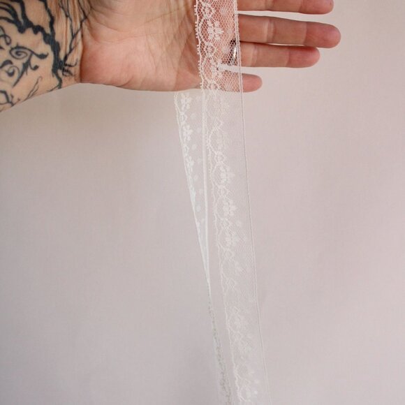 Vintage Ivory Lace Trim, 2 Yards, 1" wide,  Nylon, Sewing Supply - Picture 9 of 10